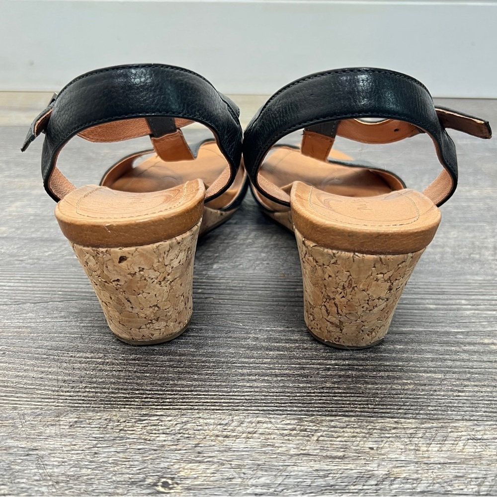 Nurture Shawen black leather wedged open toe sandals size 9 B18 - Picture 3 of 5